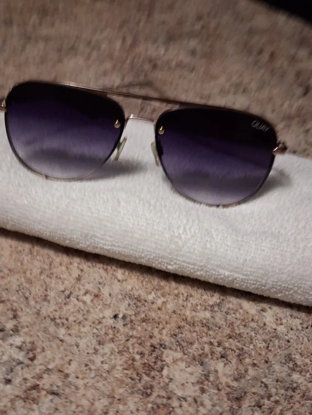 QUAY Aviator Sunglasses with Gradient Purple Lenses